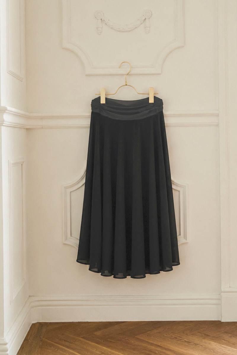 circular skirt / black