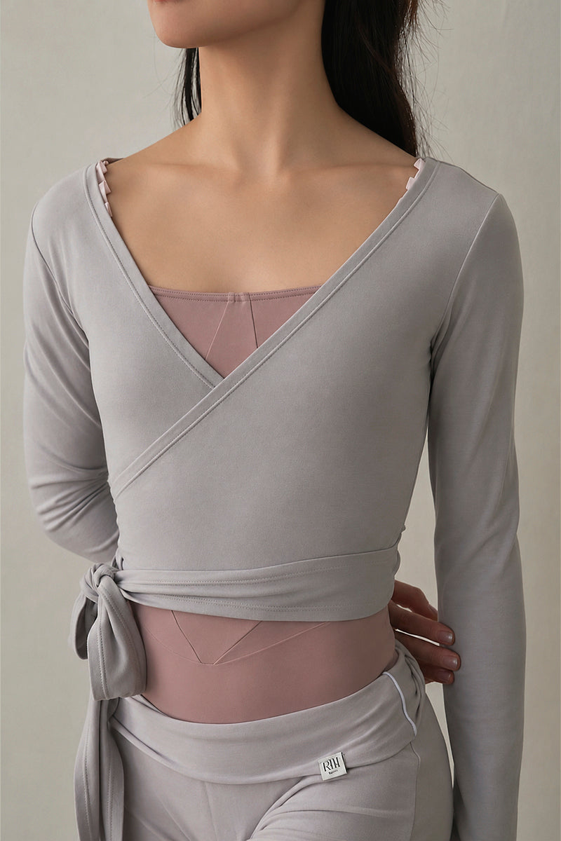 Retune. cache coeur tops / gray