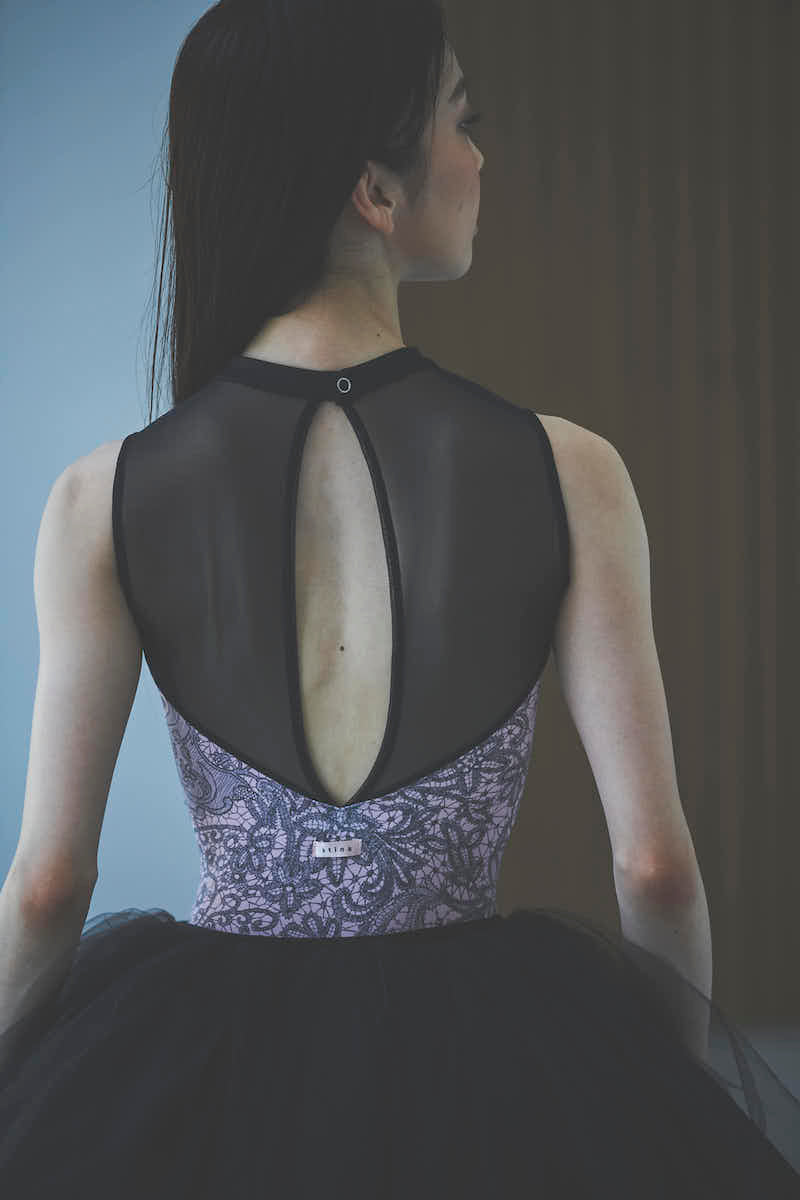 type Y neck ribbon / eternal lace melty pink