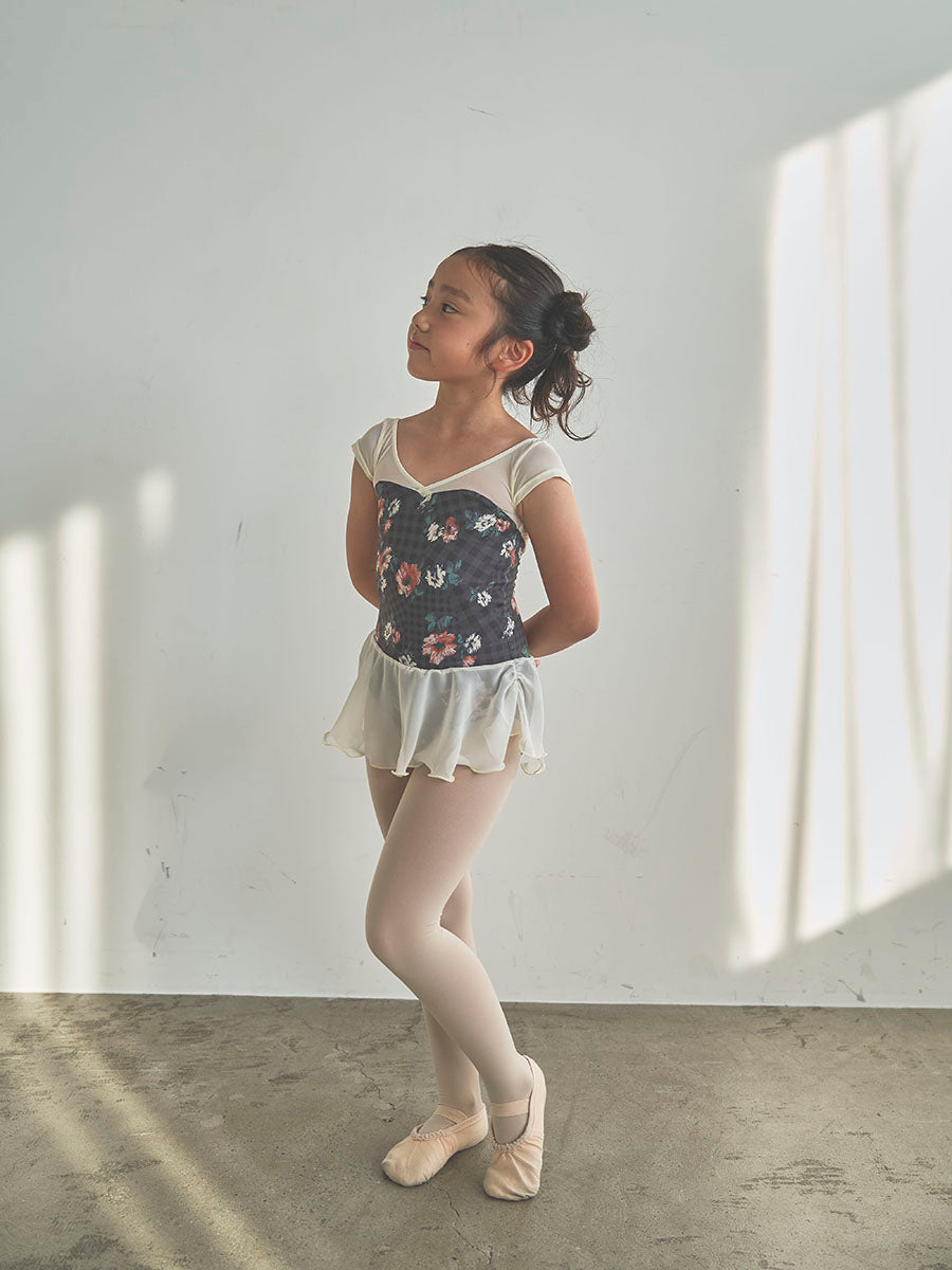type H half sleeve / Stella ruby black / kids & girl