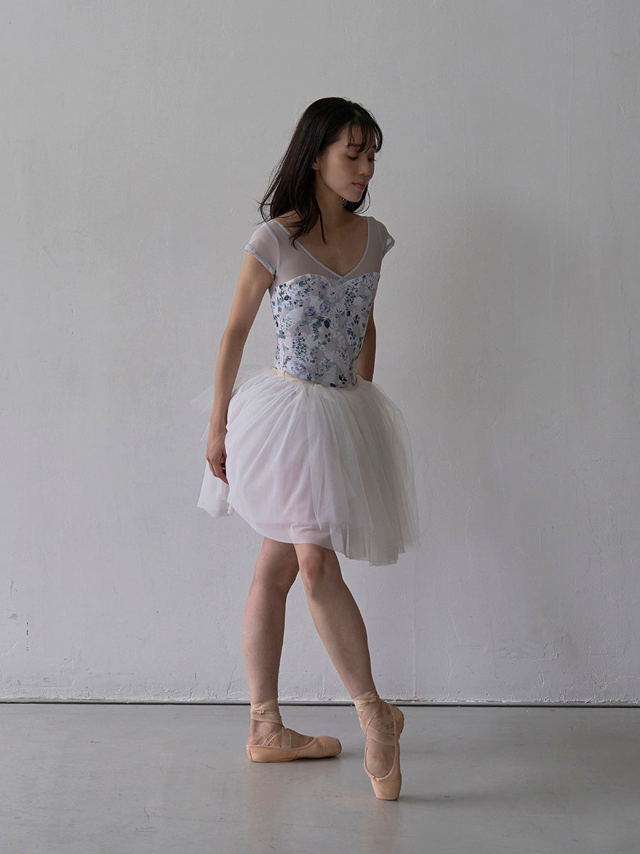 type H half sleeve / Elara white