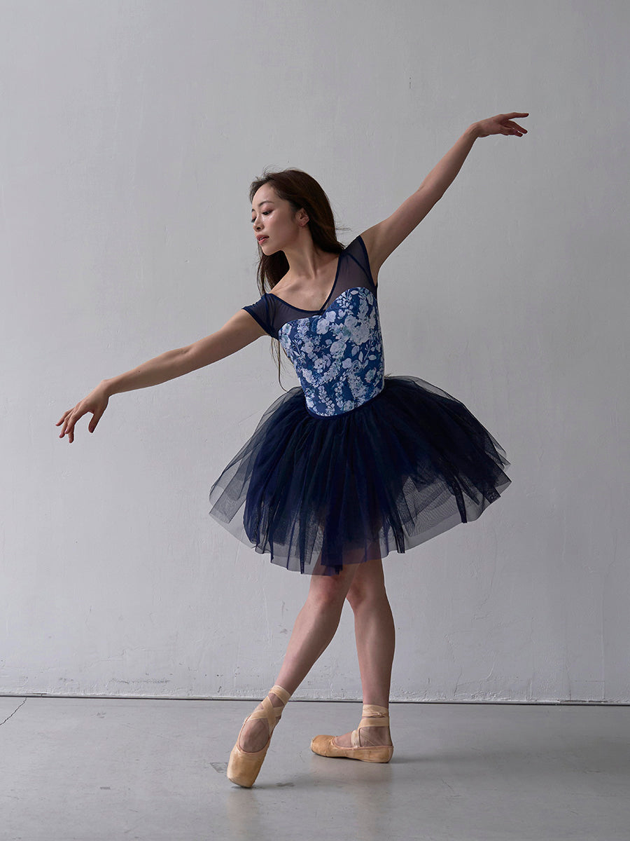 type H half sleeve / Elara blue