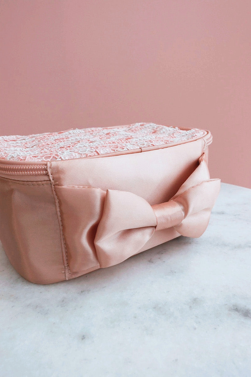 近沢レース店 × stina leotard vanity pouch
