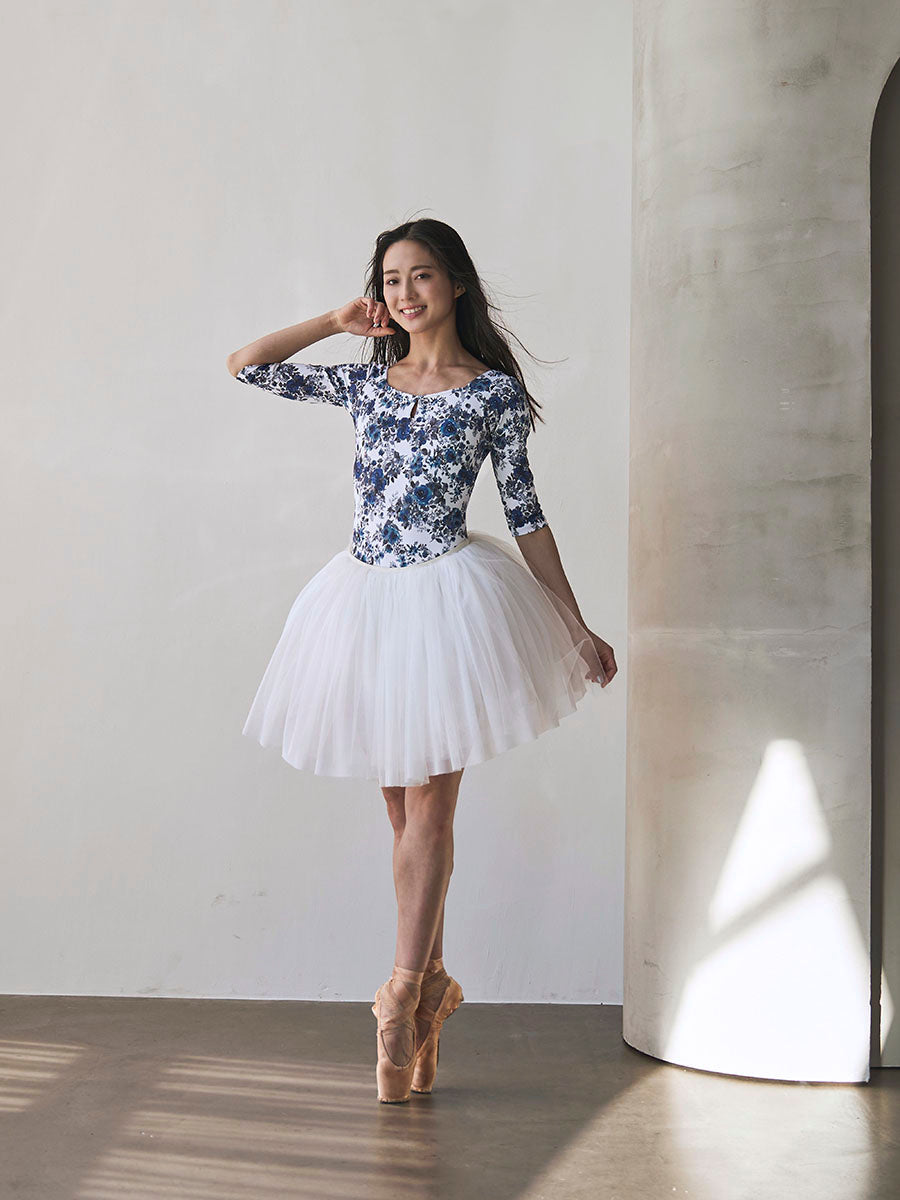 type U ballerina / constellation Sapphire