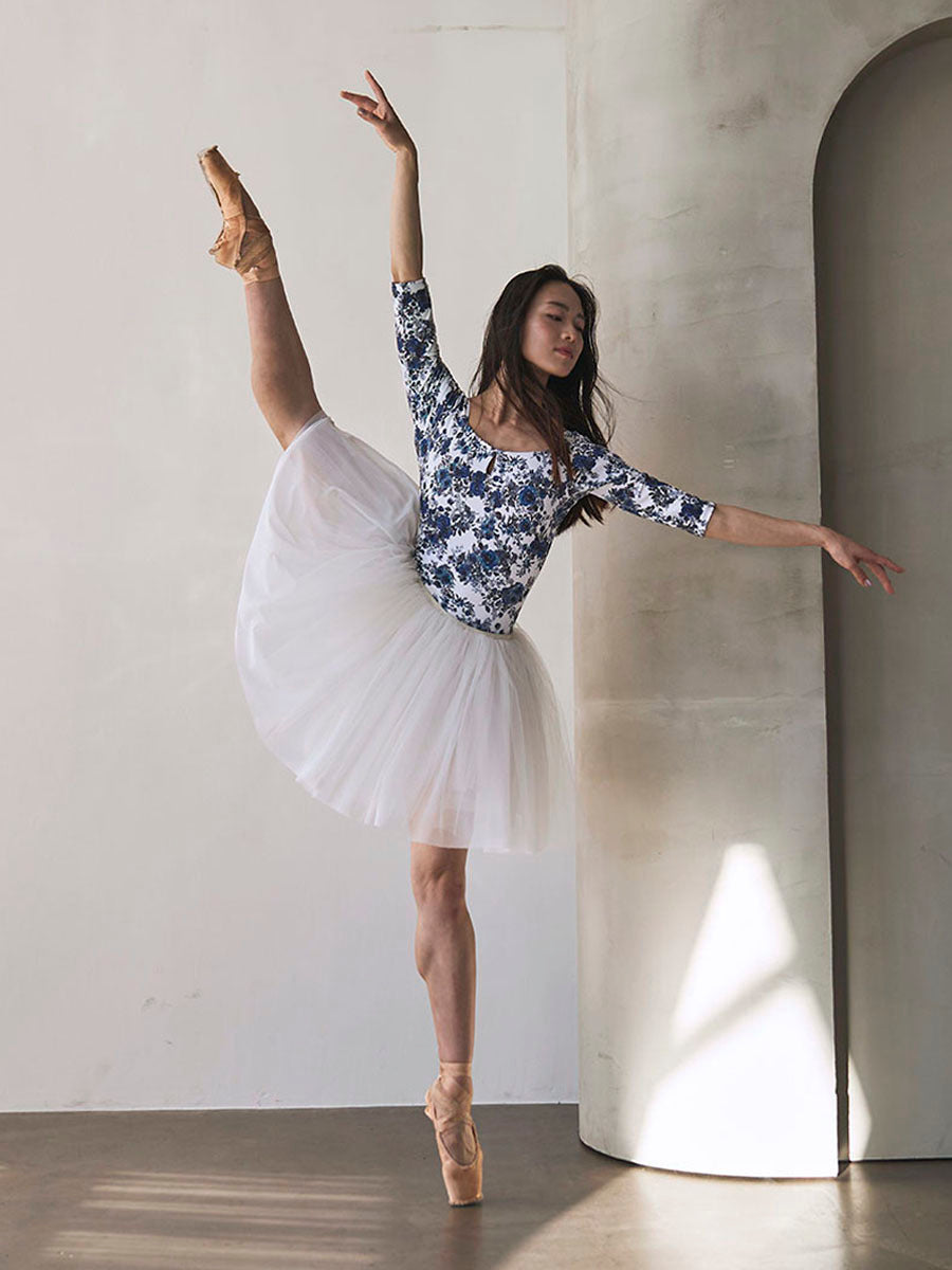 type U ballerina / constellation Sapphire