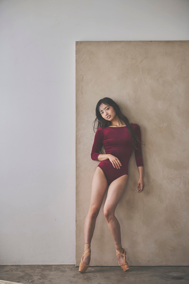 Retune.stina / Nocturne / Ribbed velours Bordeaux