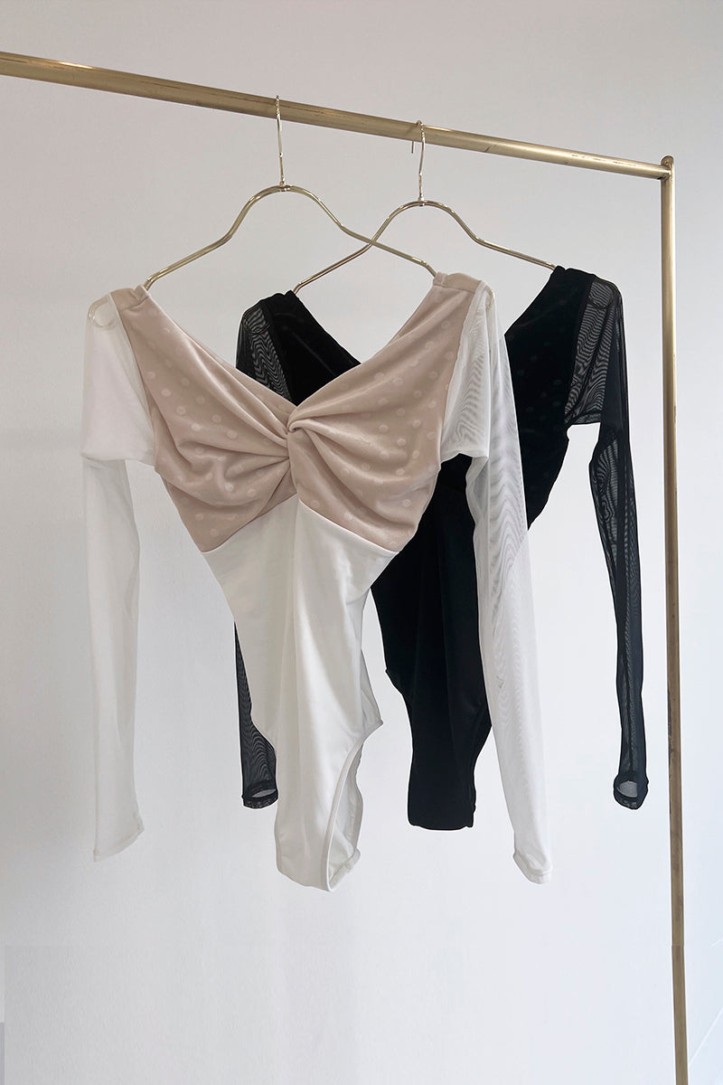 Retune.stina / Walts long / velours dot black / girl