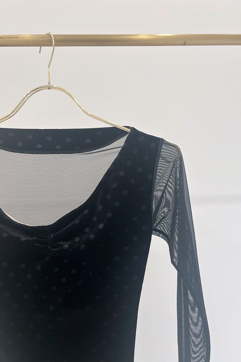 Retune.stina / butterfly long / velours dot black / girl
