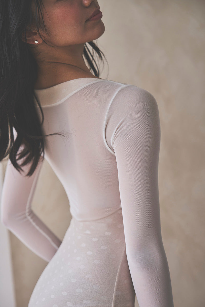Retune.stina / butterfly long / velours dot off white