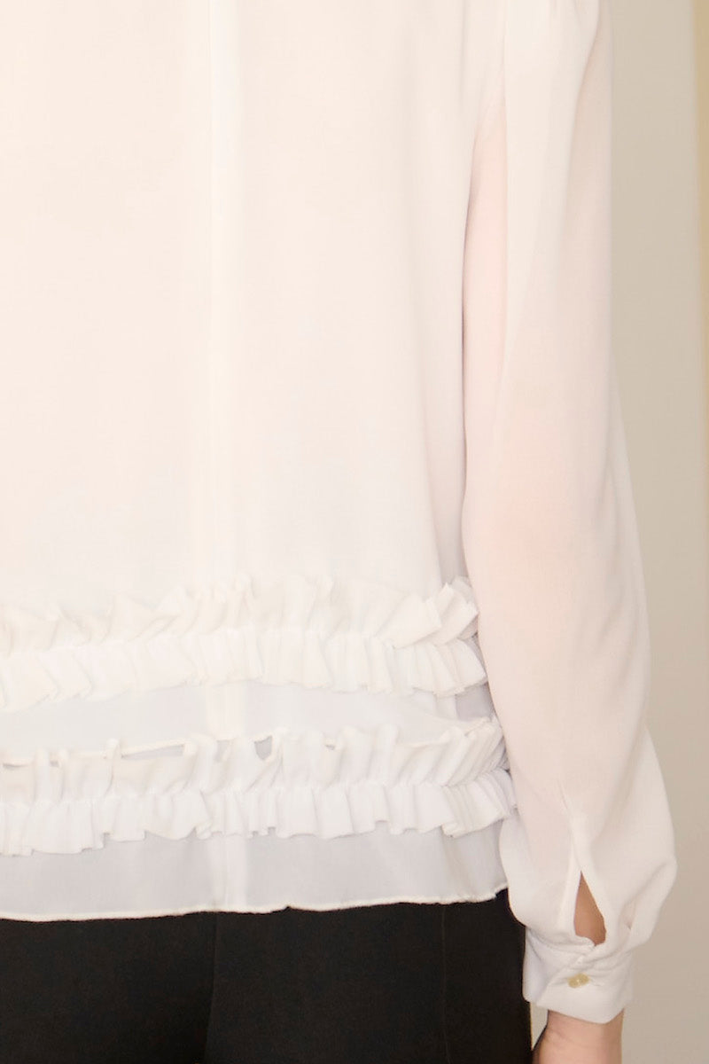 petal frill blouse / white