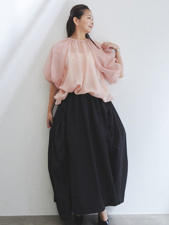 Dramatic skirt / black
