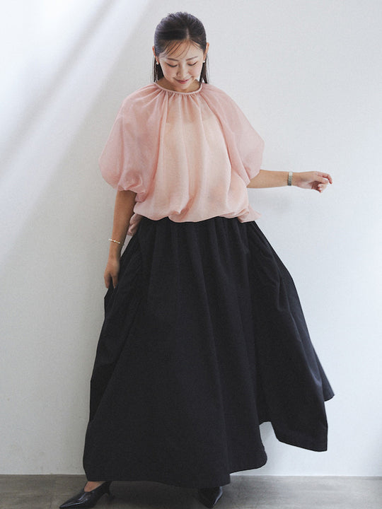 Dramatic skirt / black