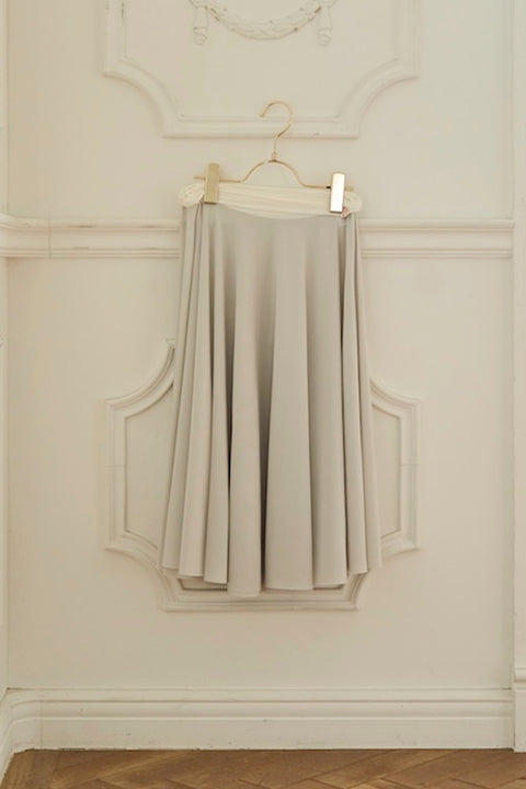 circular skirt / ivory