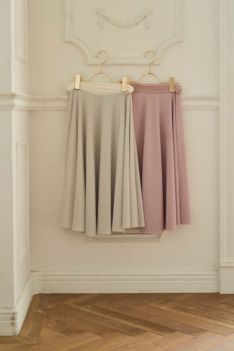 circular skirt / ivory