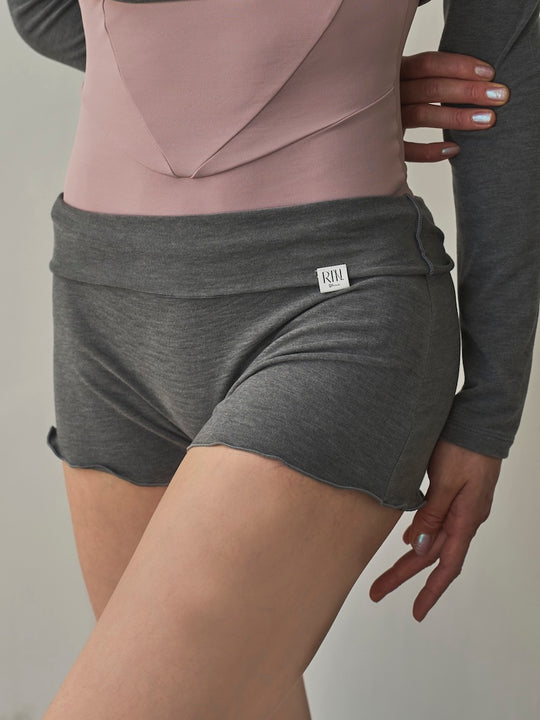 Retune.inner pants / charcoal gray