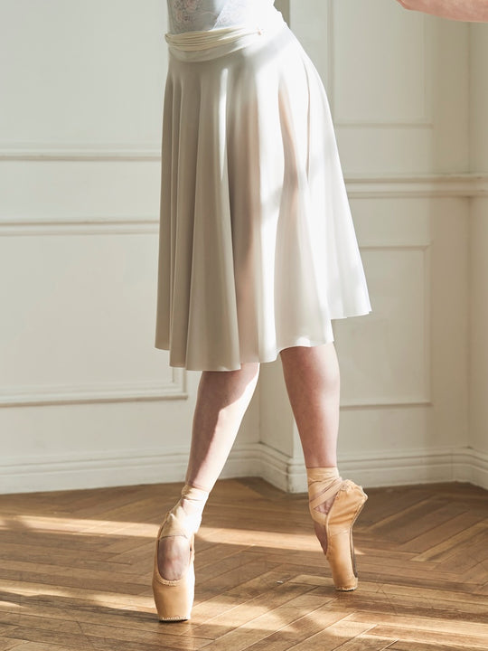 circular skirt / ivory