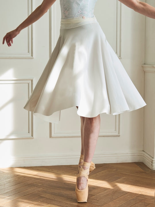 circular skirt / ivory