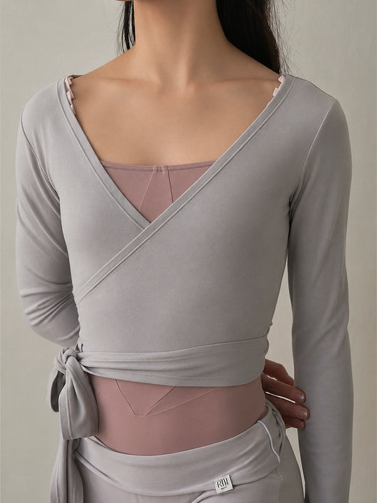 Retune. cache coeur tops / gray