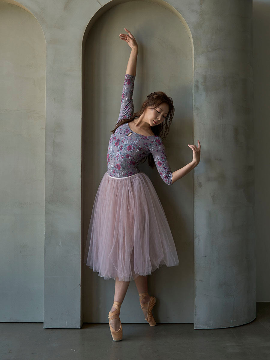 type U ballerina / constellation Toupe