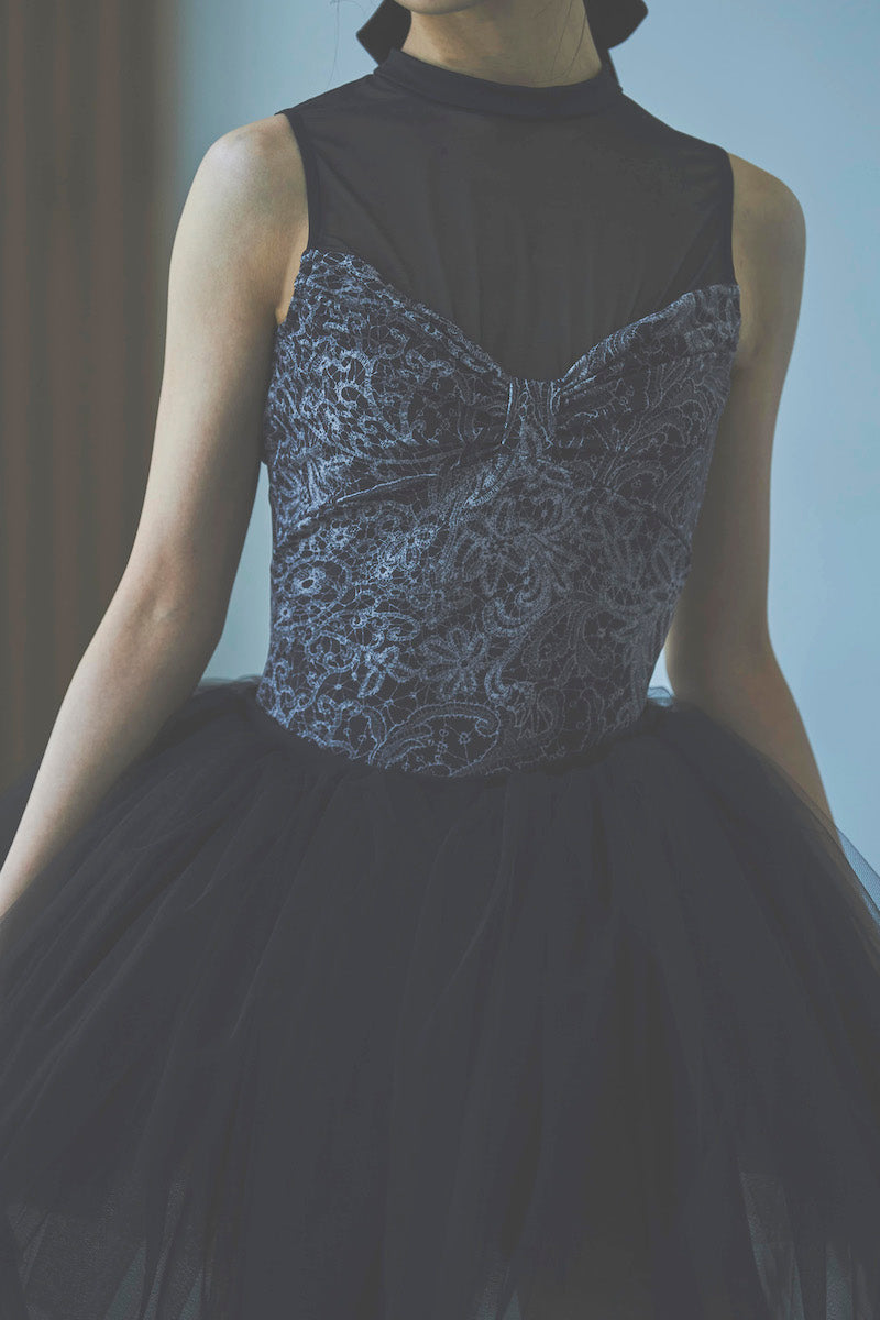 type Y neck ribbon / eternal lace black