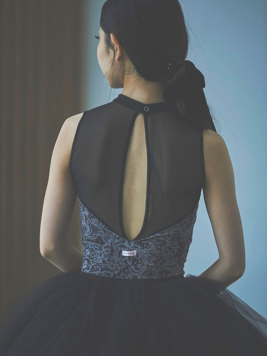 type Y neck ribbon / eternal lace black