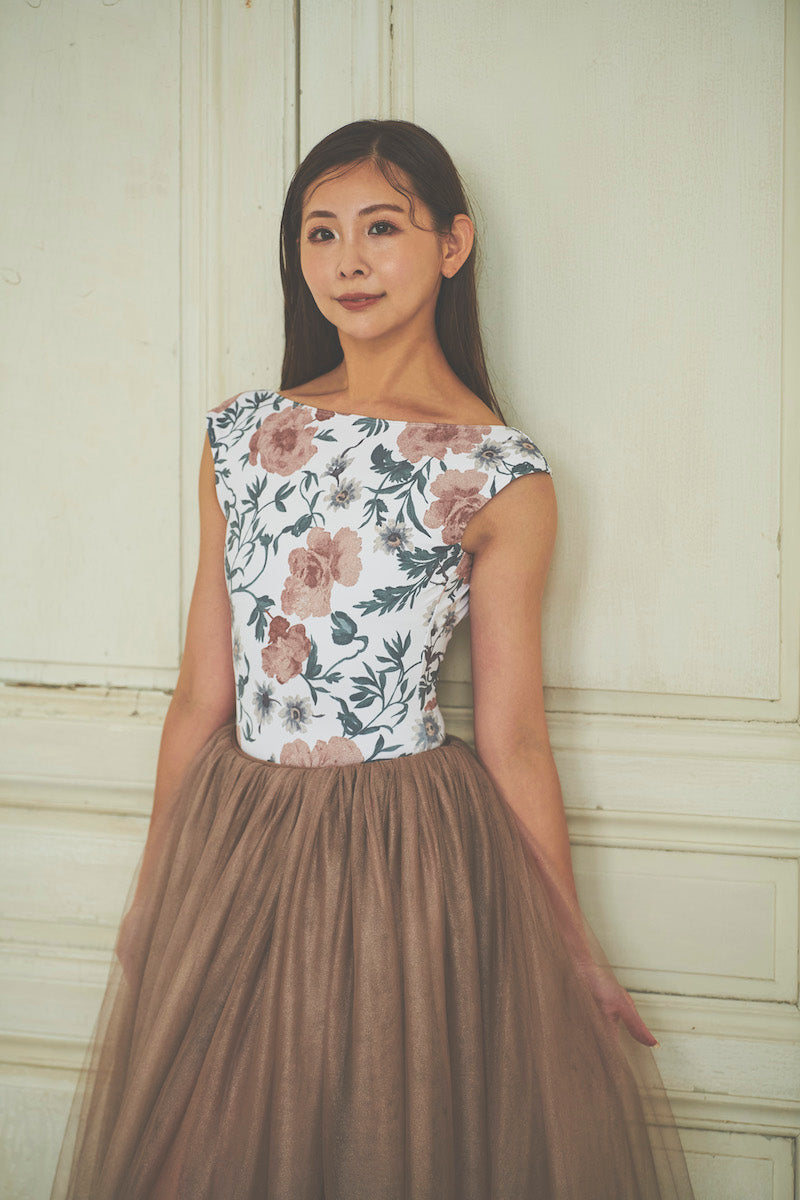 type K boat neck / old flower white