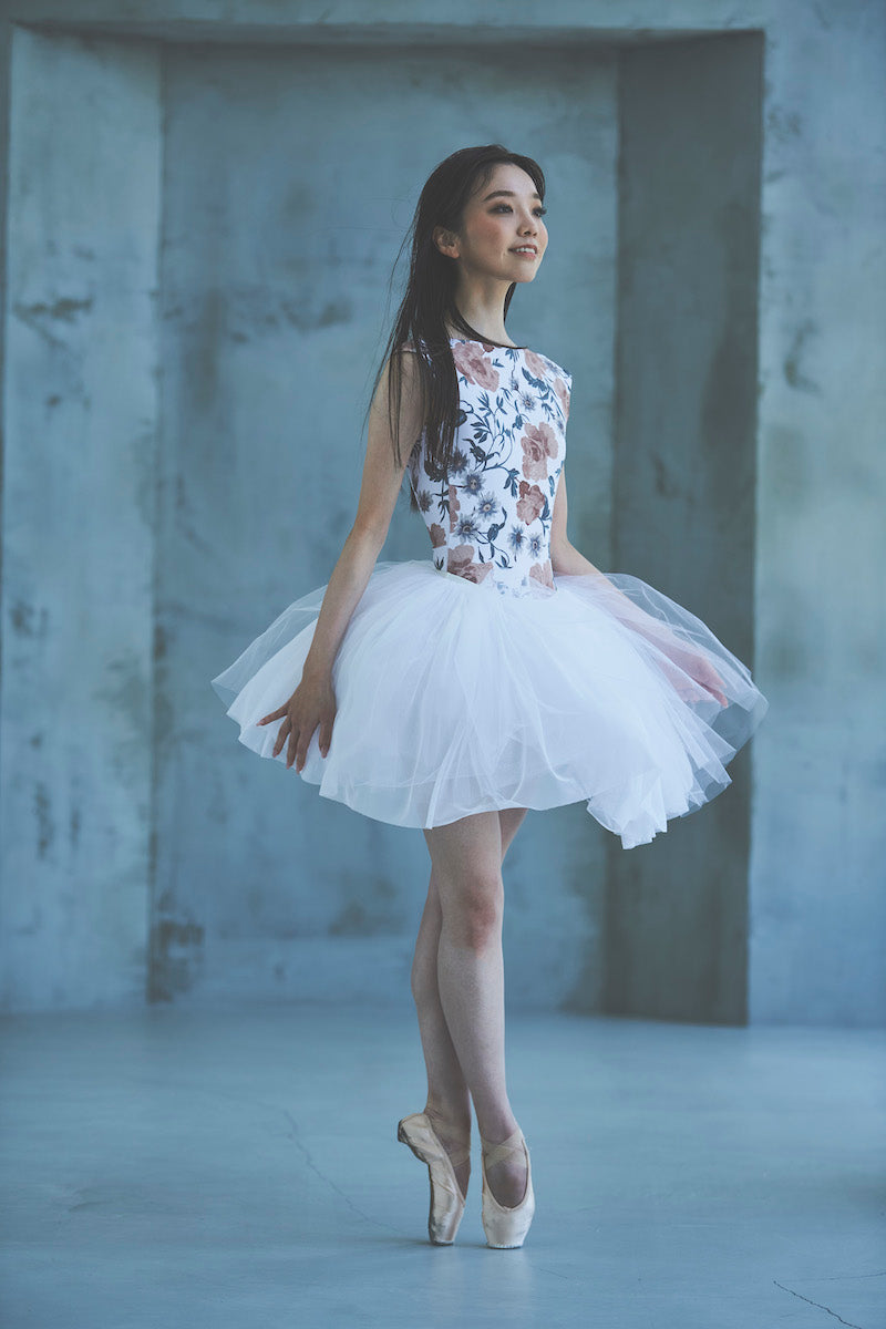 type K boat neck / old flower white