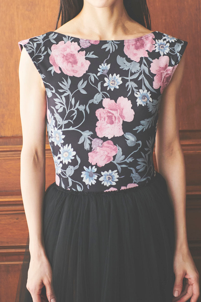 type K boat neck / old flower black