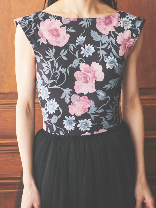 type K boat neck / old flower black
