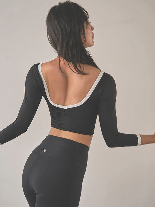 Retune.stina / Nocturne tops / black