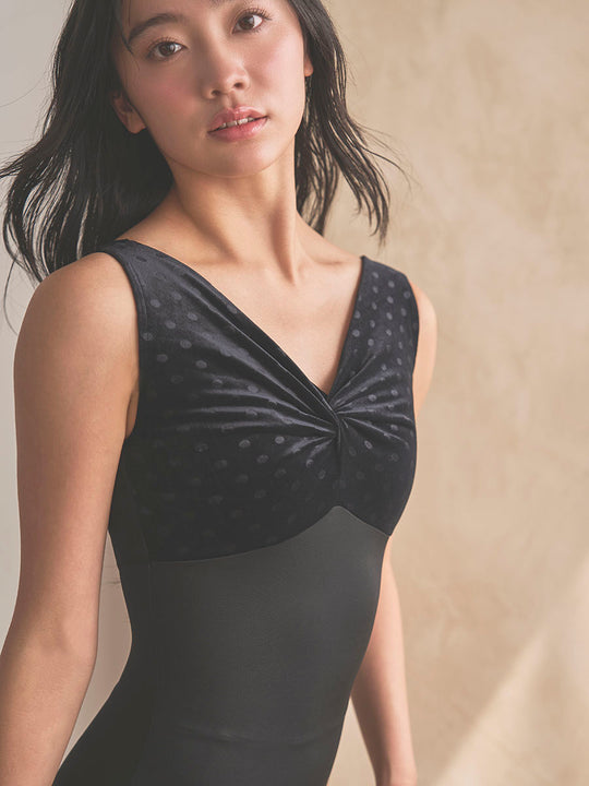Retune.stina / Walts / velours dot black