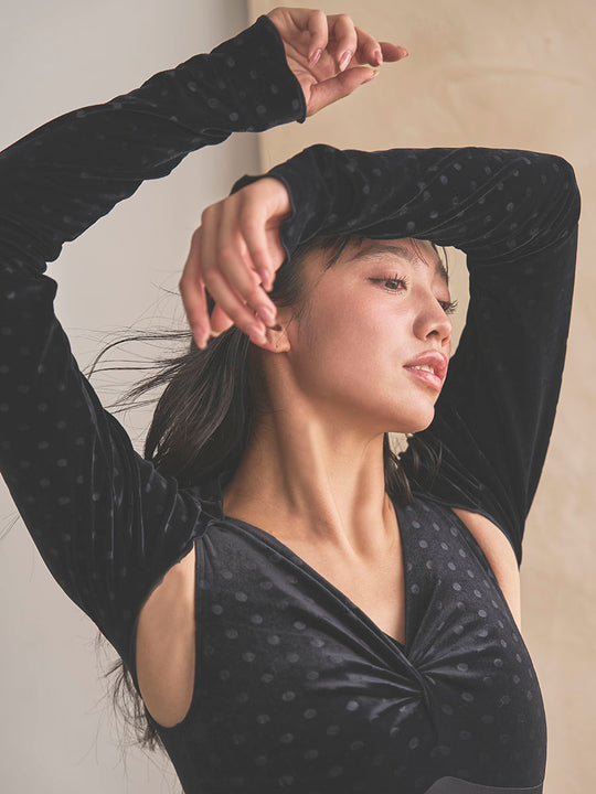 Retune.stina / Walts / velours dot black