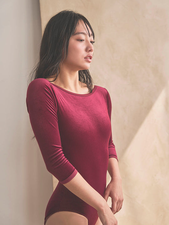 Retune.stina / Nocturne / Ribbed velours Bordeaux