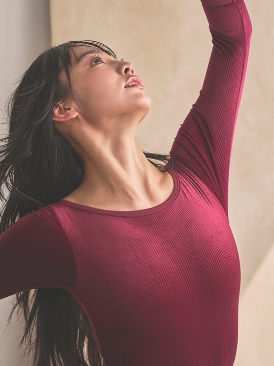 Retune.stina / Nocturne / Ribbed velours Bordeaux