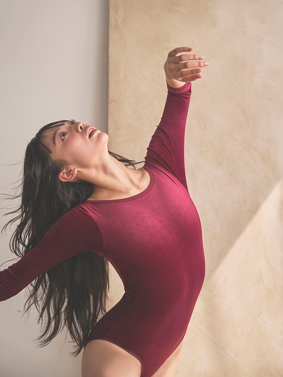 Retune.stina / Nocturne / Ribbed velours Bordeaux