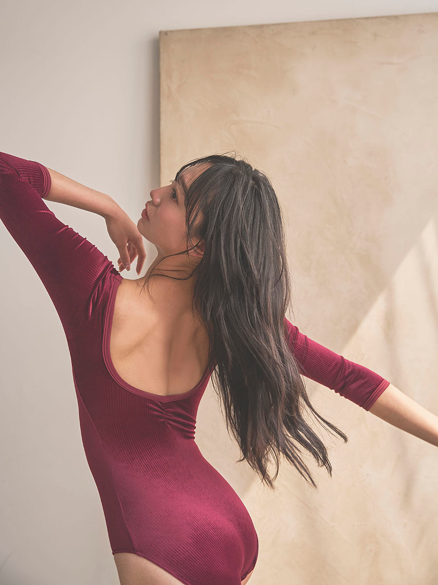 Retune.stina / Nocturne / Ribbed velours Bordeaux