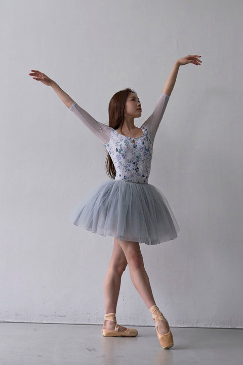 Type U ballerina+ / Elara white