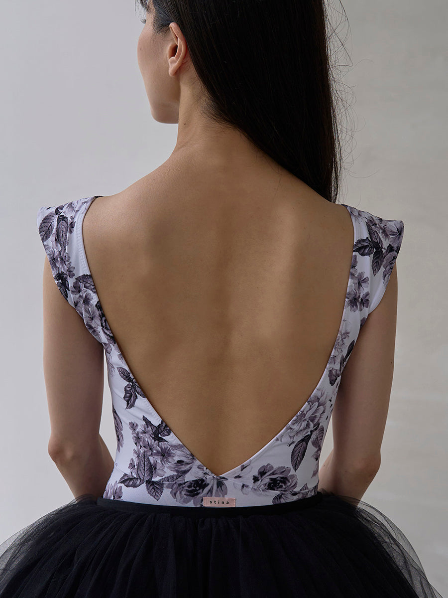 type K boat neck / Orbit white