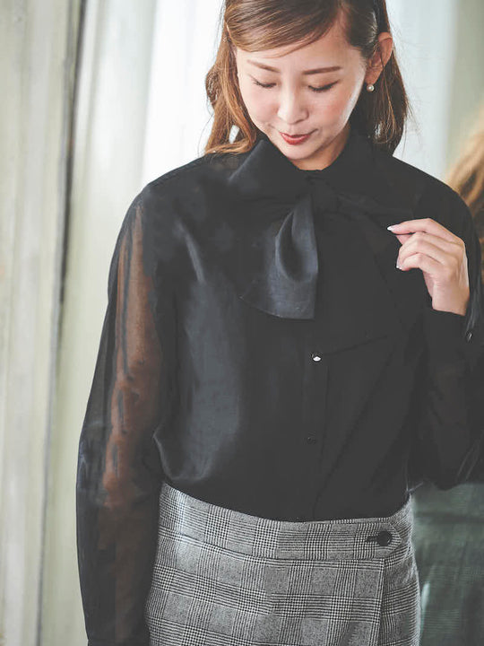 bowtie blouse / black