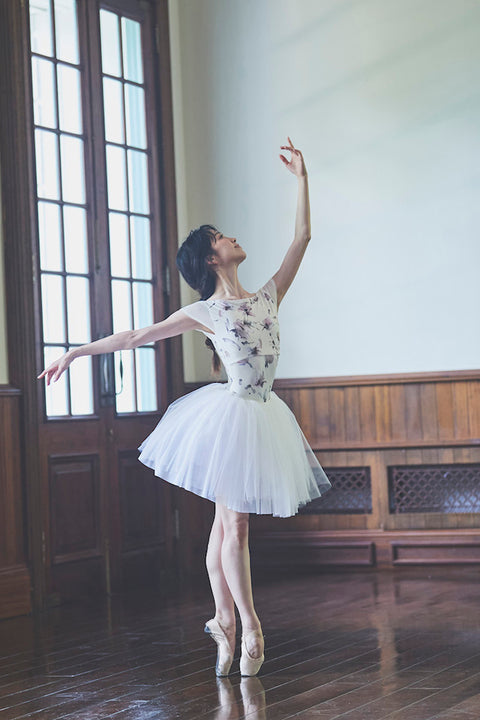type P cap sleeve / evanescence cream