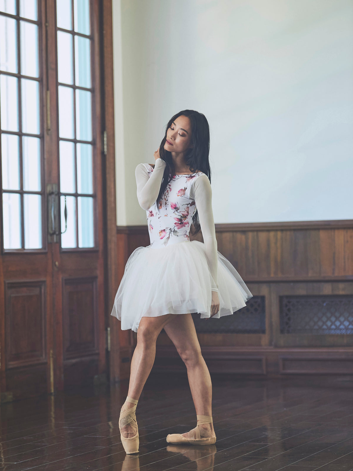type O square / evanescence white