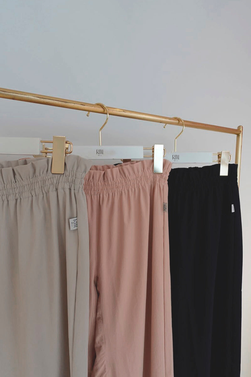 Retune. warm up pants / gray