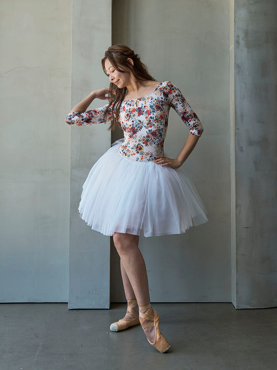 type U ballerina / constellation Amber