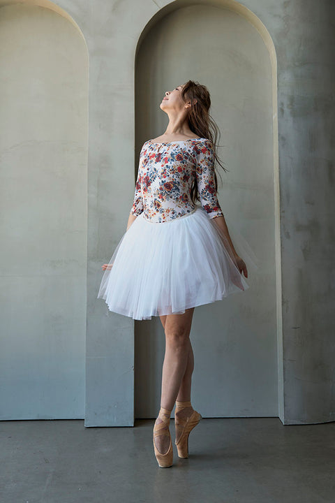 type U ballerina / constellation Amber