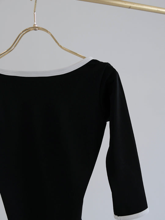 Retune.stina / Nocturne / black / girl