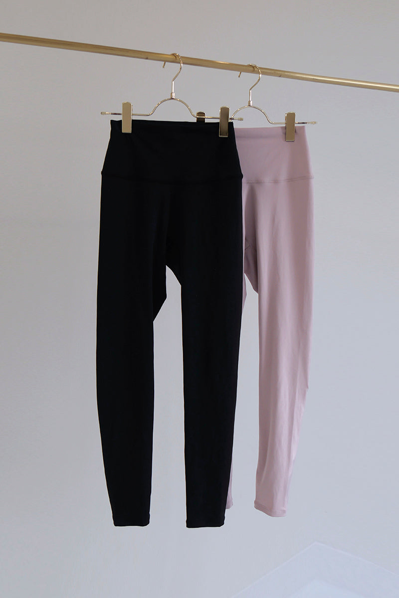 Prelude leggings / black