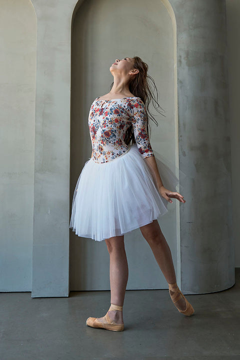 type U ballerina / constellation Amber