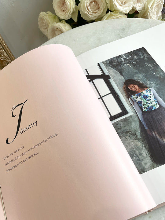 stina 10th ANNIVERSARY BOOK