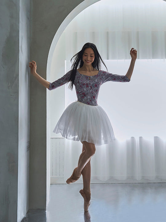 type U ballerina / constellation Toupe