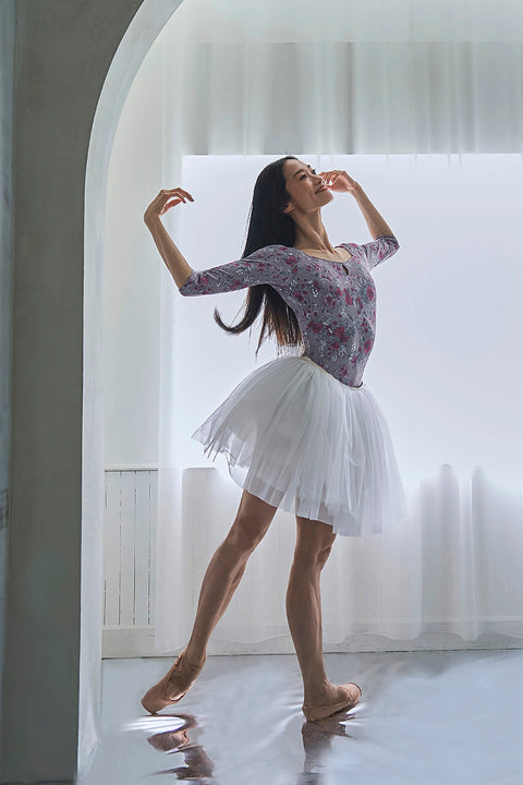 type U ballerina / constellation Toupe